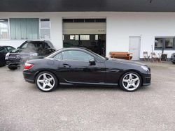 Obsidianschwarz metalliclack Gebraucht 2012 Mercedes SLK200 Sport Cabrio | 14.999 €