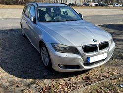 Silber Gebraucht 2010 BMW 320 Kombi | 3.990 € (Superpreis)