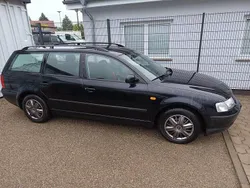 Schwarz Gebraucht 1997 VW Passat Kombi | 599 € (Guter Preis)