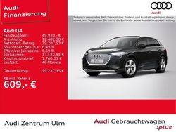 Schwarz (mythosschwarz metallic) Gebraucht 2025 Audi Q4 e-tron Ambiente SUV | 49.931 € (Superpreis)