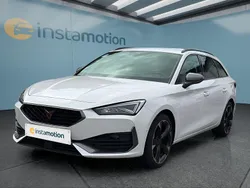 Weiß Gebraucht 2024 Cupra Leon Kombi | 30.699 € (Teuer)