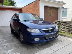 Blau Gebraucht 2001 Mazda 323F Sporty Limousine | 2.200 € (Guter Preis)