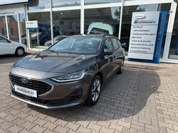 Grau Gebraucht 2022 Ford Focus Limousine | 19.590 € (Fairer Preis)