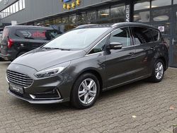 Grau Gebraucht 2020 Ford S-MAX Titanium Van / Kleinbus | 22.990 € (Guter Preis)