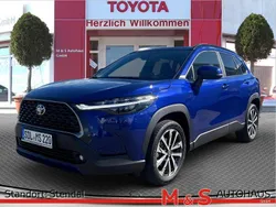 Dark blue mica Gebraucht 2025 Toyota Corolla Cross SUV | 38.200 € (Teuer)