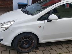 Weiß Gebraucht 2009 Opel Corsa Limousine | 2.800 € (Guter Preis)