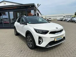 Schwarz Gebraucht 2021 Kia Stonic Spirit SUV | 16.490 € (Fairer Preis)