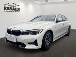 Weiss Gebraucht 2020 BMW 320 M Sport Limousine | 28.790 € (Guter Preis)