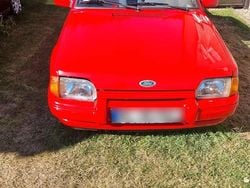 Rot Gebraucht 2025 Ford Escort Cabrio | 5.555 €