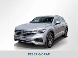 Antimonsilber metallic Gebraucht 2019 VW Touareg Elegance SUV | 39.760 € (Guter Preis)
