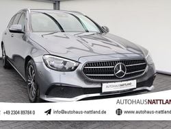 Selenitgrau Gebraucht 2023 Mercedes E200 Avantgarde Kombi | 30.950 € (Guter Preis)