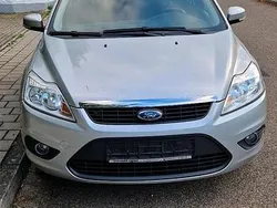 Silber Gebraucht 2009 Ford Focus Limousine | 1.200 € (Superpreis)