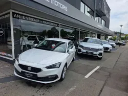 White candy Gebraucht 2022 Seat Leon Style Kleinwagen | 16.490 € (Fairer Preis)