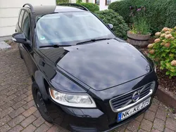 Schwarz Gebraucht 2011 Volvo V50 Kinetic Kombi | 4.400 €