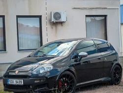 Schwarz Gebraucht 2012 Abarth Punto Evo Kleinwagen | 8.499 €