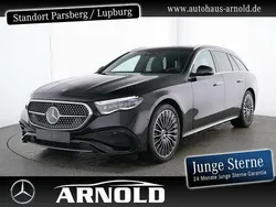 Obsidianschwarz (metallic) Gebraucht 2024 Mercedes E300 AMG Kombi | 58.950 € (Guter Preis)