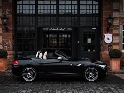 Schwarz Gebraucht 2010 BMW Z4 M Performance Cabrio | 29.900 €