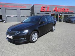 Schwarz Gebraucht 2020 Skoda Octavia Kombi | 16.990 € (Fairer Preis)