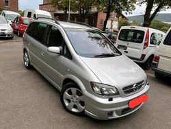Silber Gebraucht 2004 Opel Zafira OPC Van / Kleinbus | 5.350 €