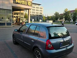 Blau Gebraucht 2005 Renault Clio II Kleinwagen | 1.800 € (Fairer Preis)