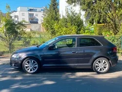 Grau Gebraucht 2011 Audi A3 Sportback Limousine | 4.500 € (Superpreis)
