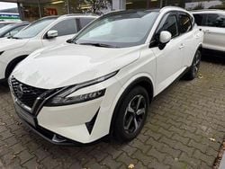 Weiß Gebraucht 2023 Nissan Qashqai N-Connecta SUV | 24.990 € (Fairer Preis)