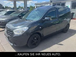 Grau Gebraucht 2013 Dacia Dokker Lauréate Van | 5.990 € (Etwas zu teuer)