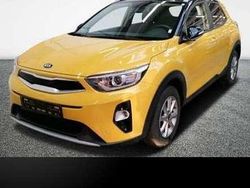 Gelb Gebraucht 2020 Kia Stonic Vision SUV | 14.000 € (Fairer Preis)