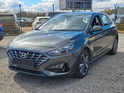 Grau Gebraucht 2022 Hyundai i30 Trend Limousine | 12.790 € (Guter Preis)