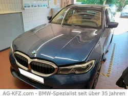 Blau Gebraucht 2022 BMW 320 Sport Line Limousine | 19.950 € (Guter Preis)
