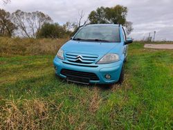 Blau Gebraucht 2005 Citroën C3 Kleinwagen | 2.200 € (Etwas zu teuer)