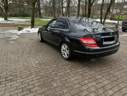 Schwarz Gebraucht 2010 Mercedes C200 Limousine | 8.000 € (Fairer Preis)