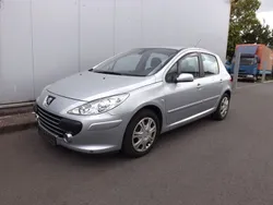 Grau Gebraucht 2006 Peugeot 307 Tendance Limousine | 1.999 € (Guter Preis)