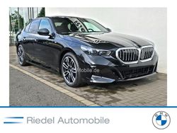 Schwarz Gebraucht 2024 BMW 520 M Sport Limousine | 50.490 € (Guter Preis)