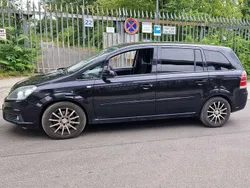 Schwarz Gebraucht 2008 Opel Zafira Van / Kleinbus | 3.650 € (Fairer Preis)
