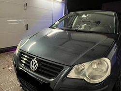 Grau Gebraucht 2006 VW Polo Kleinwagen | 800 € (Superpreis)