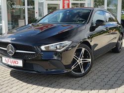 Schwarz Gebraucht 2020 Mercedes CLA180 Shooting Brake Progressive Kombi | 23.490 € (Fairer Preis)
