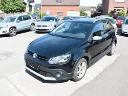 Schwarz Gebraucht 2014 VW Polo Cross Kleinwagen | 13.980 €