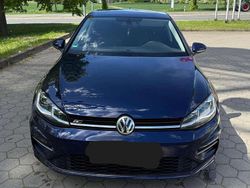 Schwarz Gebraucht 2018 VW Golf VII Highline Limousine | 15.650 € (Guter Preis)