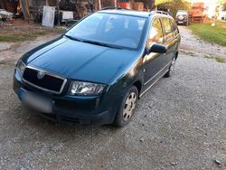 Grün Gebraucht 2003 Skoda Fabia Kombi | 750 € (Superpreis)