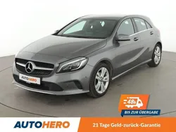 Grau Gebraucht 2017 Mercedes A180 Urban Limousine | 16.110 € (Fairer Preis)
