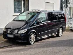 Schwarz Gebraucht 2009 Mercedes Viano Van / Kleinbus | 10.500 € (Guter Preis)
