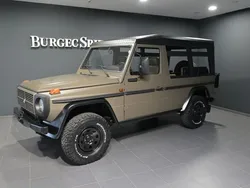 Mercedes G230