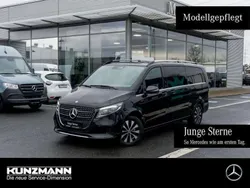 Obsidianschwarz metallic Gebraucht 2024 Mercedes V300 Avantgarde Van / Kleinbus | 73.490 € (Teuer)