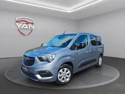 Grau Gebraucht 2022 Opel Combo Life Van / Kleinbus | 14.800 € (Fairer Preis)