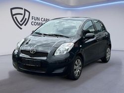 Schwarz Gebraucht 2009 Toyota Yaris Cool Limousine | 3.500 € (Fairer Preis)