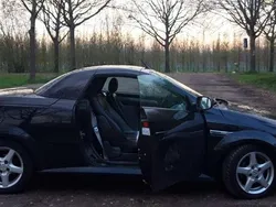 Schwarz Gebraucht 2005 Opel Tigra Sport Cabrio | 3.333 €