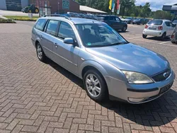 Silber Gebraucht 2004 Ford Mondeo Kombi | 1.490 € (Guter Preis)