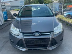 Braun Gebraucht 2012 Ford Focus Trend Limousine | 2.900 € (Superpreis)