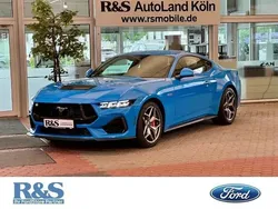 Grabber blue metallic Gebraucht 2025 Ford Mustang Fastback Coupé | 59.490 € (Teuer)